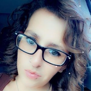 Meet your Posher, Ashli